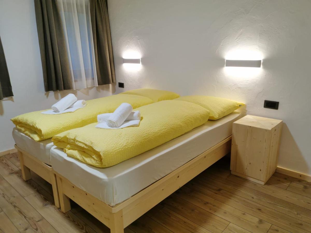 App Col Di Lana - Agriturismo La Majon Da Col 科莱圣卢恰 外观 照片